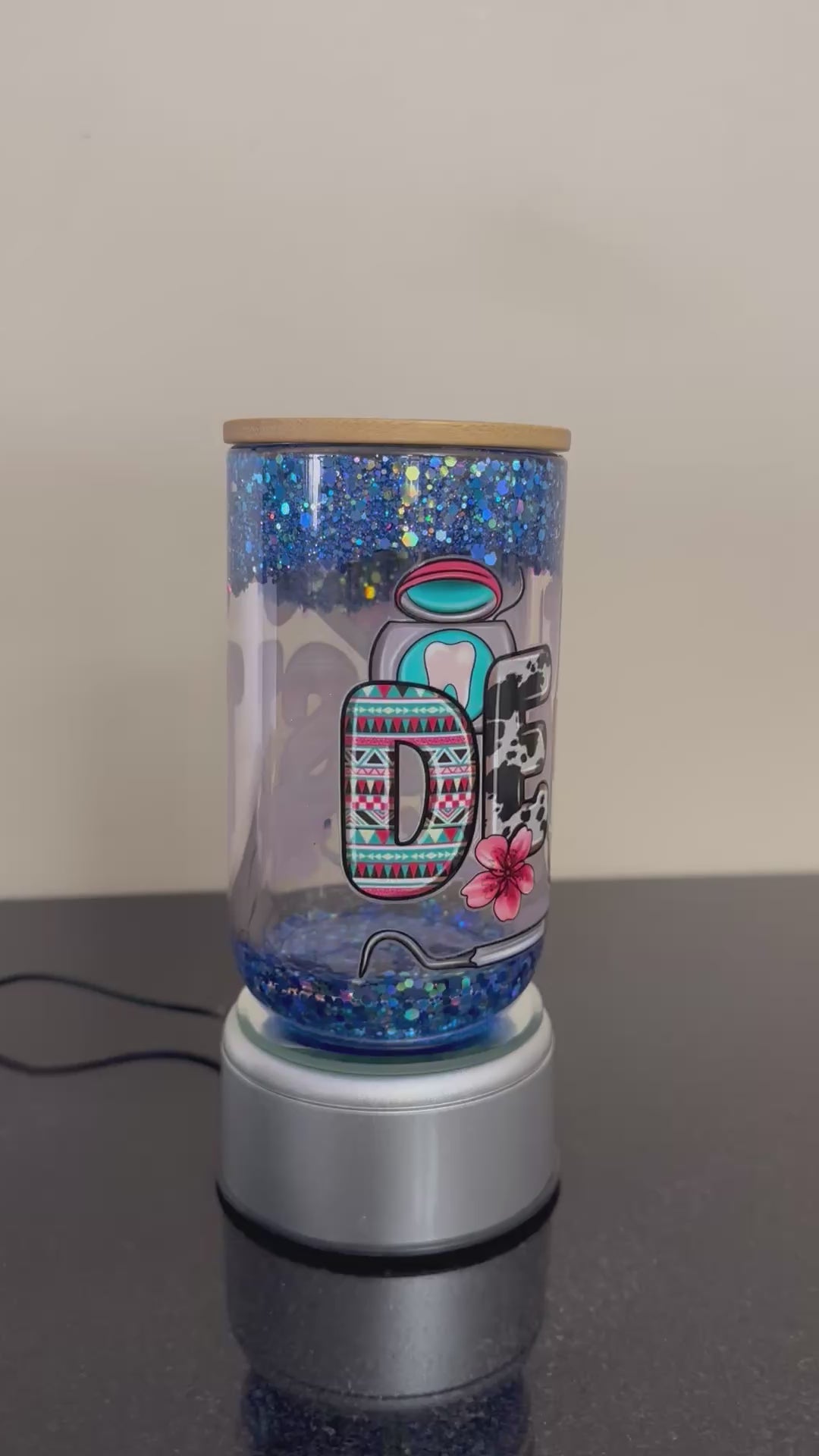 Snow-globe tumblers